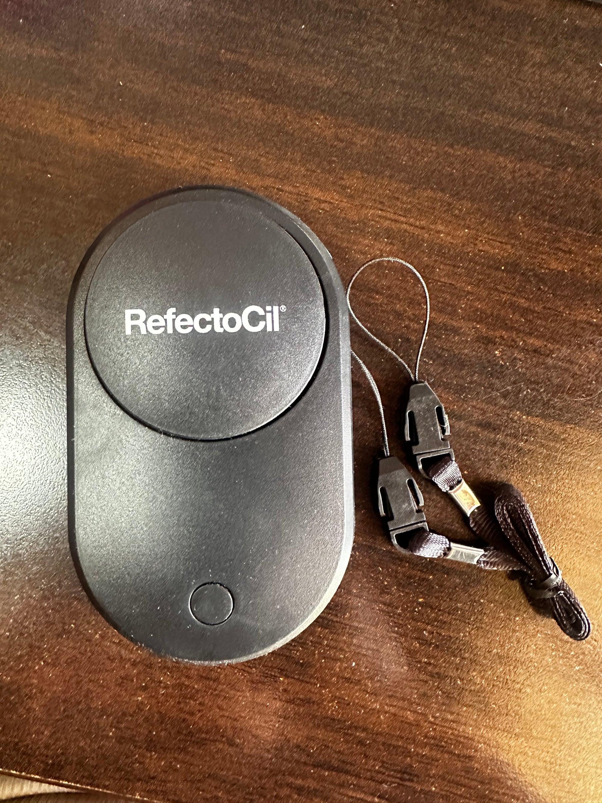 Refectocil blower demo