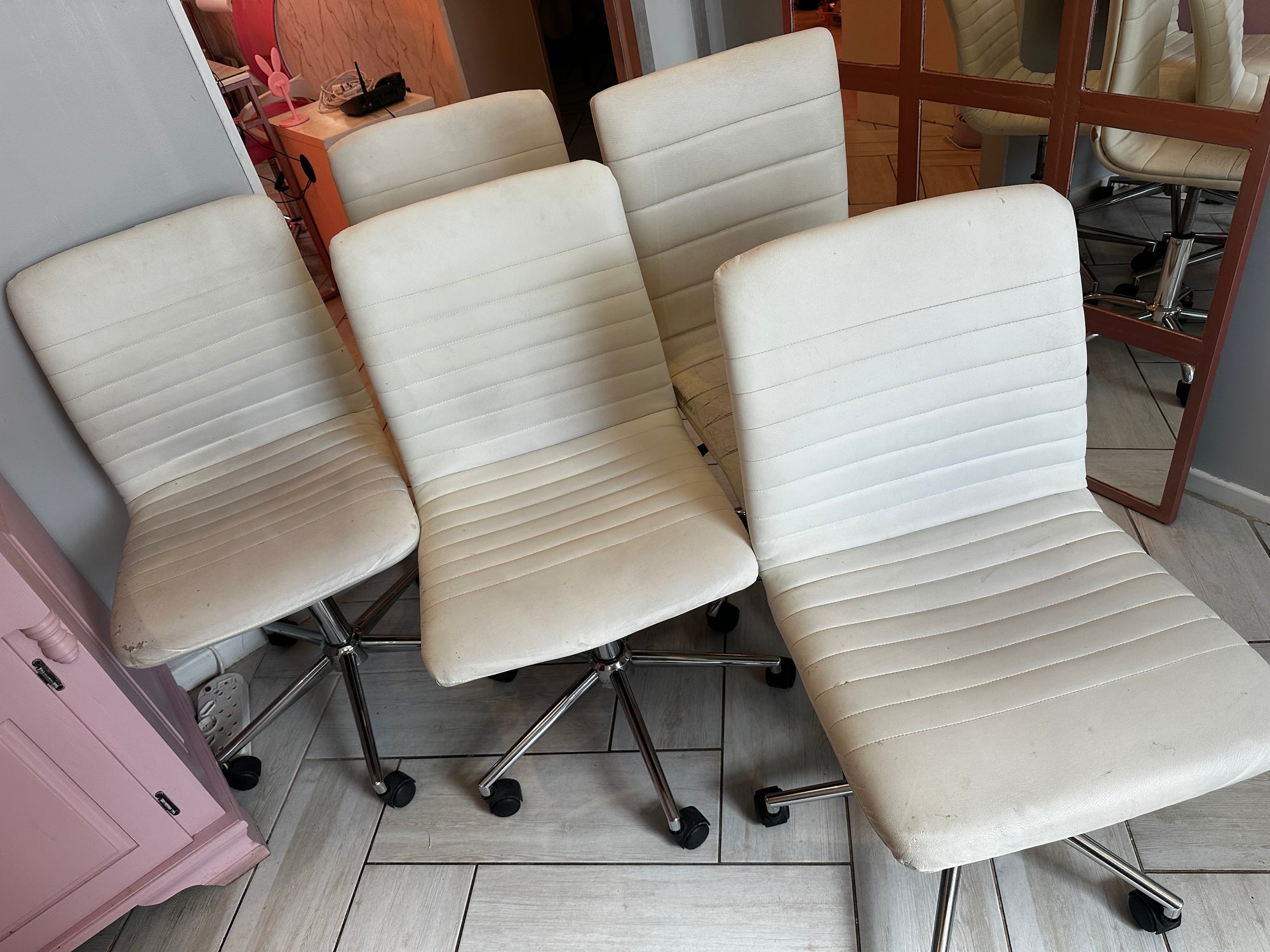 2nd hand white chairs DEMO EACH (collection only)