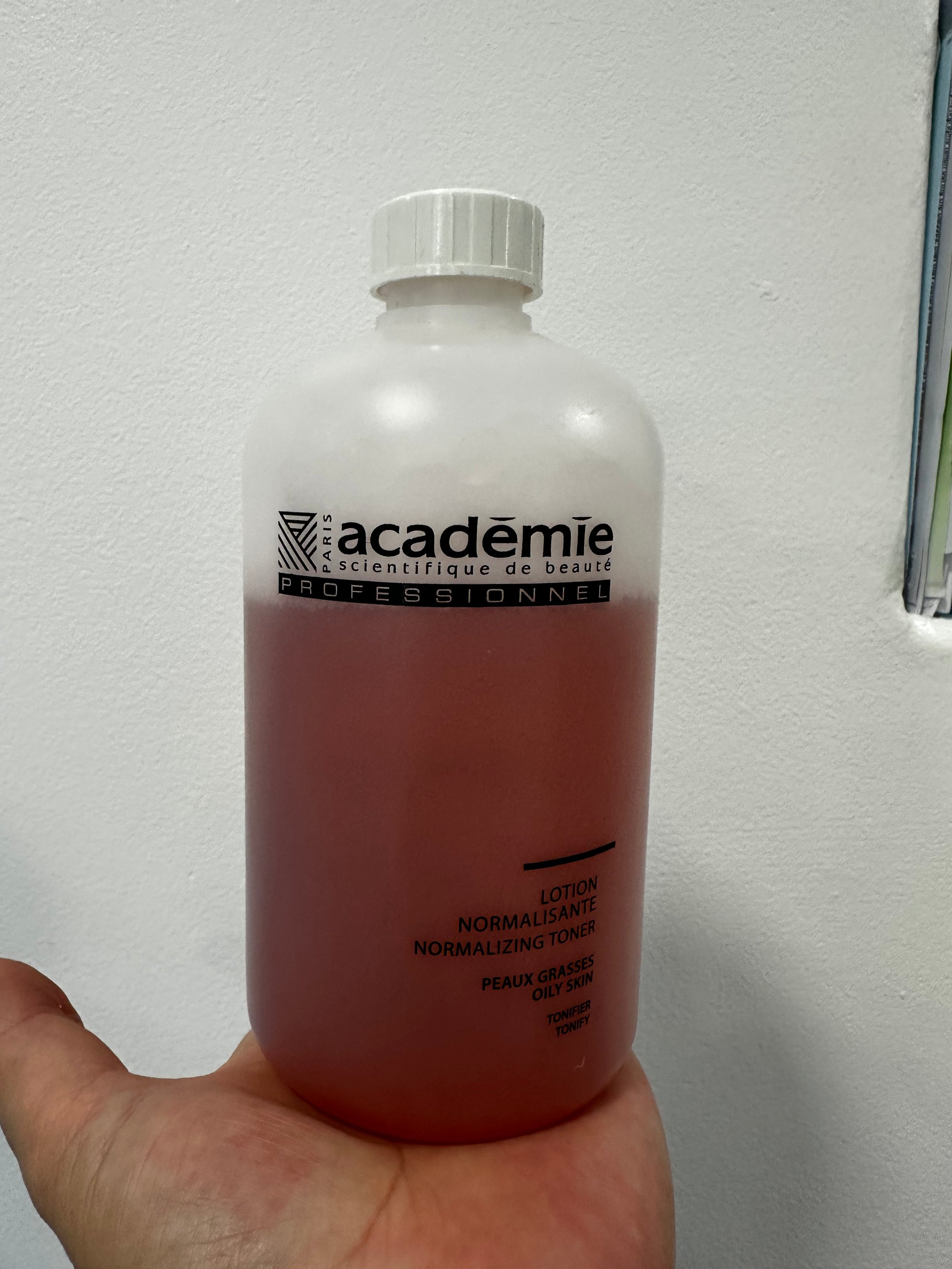 Academie normalizing toner 3/4 DEMO