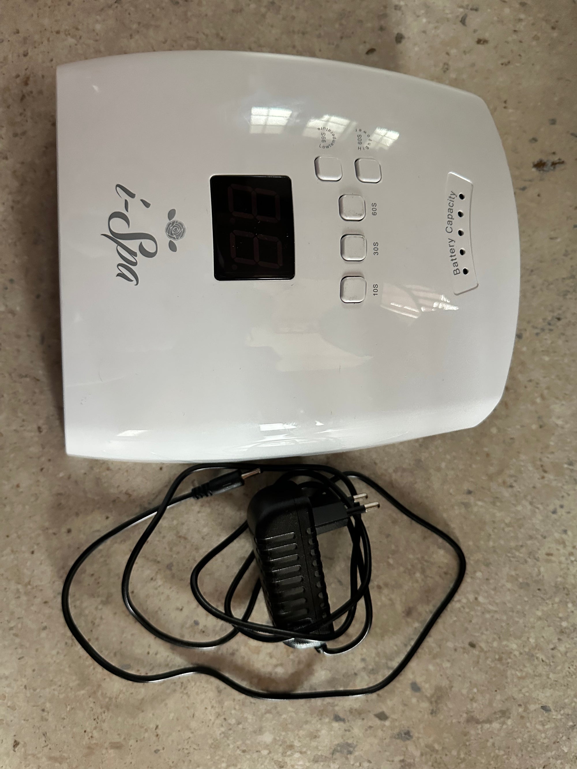 Rechargeable i-Spa nail lamp DEMO’ (basically new)