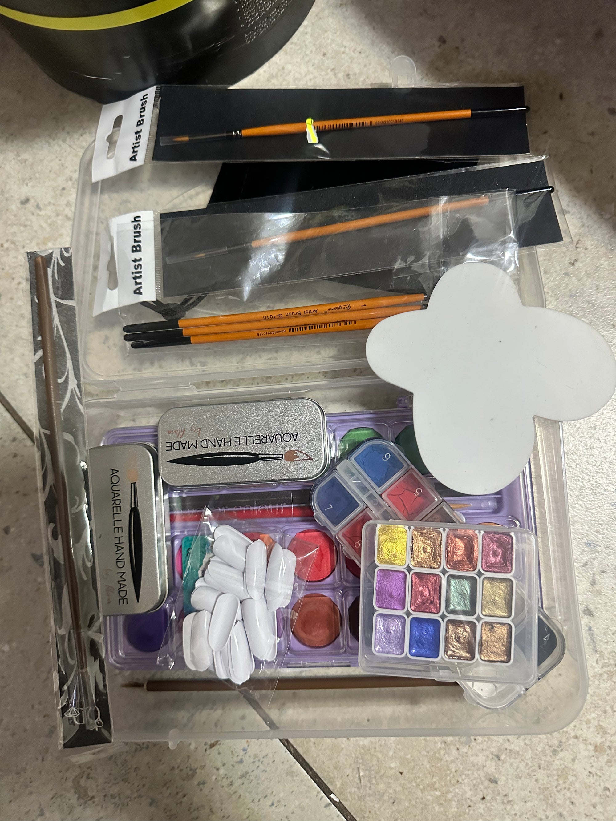 Various aquarelle nail art products DEMO