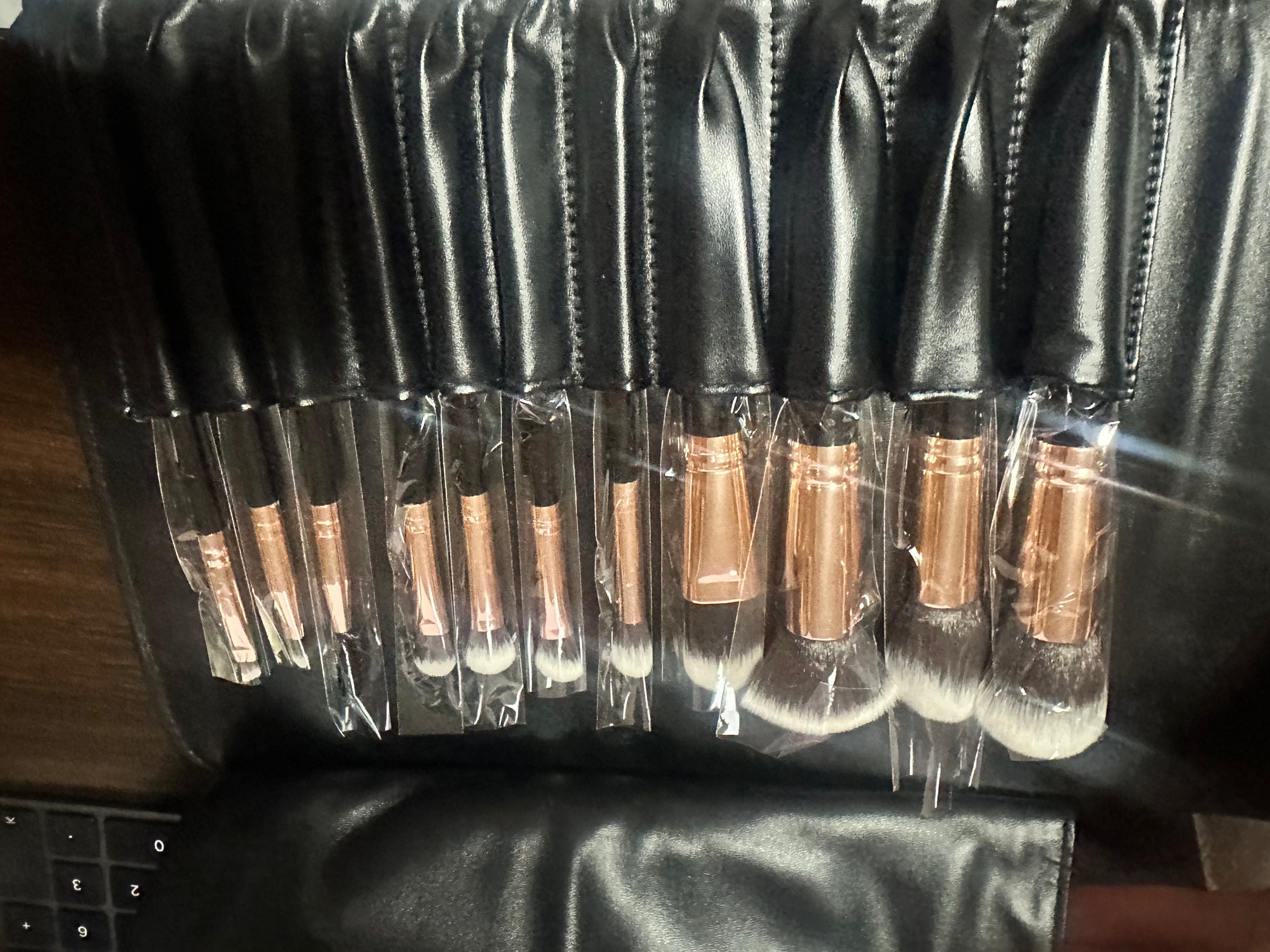 Rose gold & black make up brush set Demo