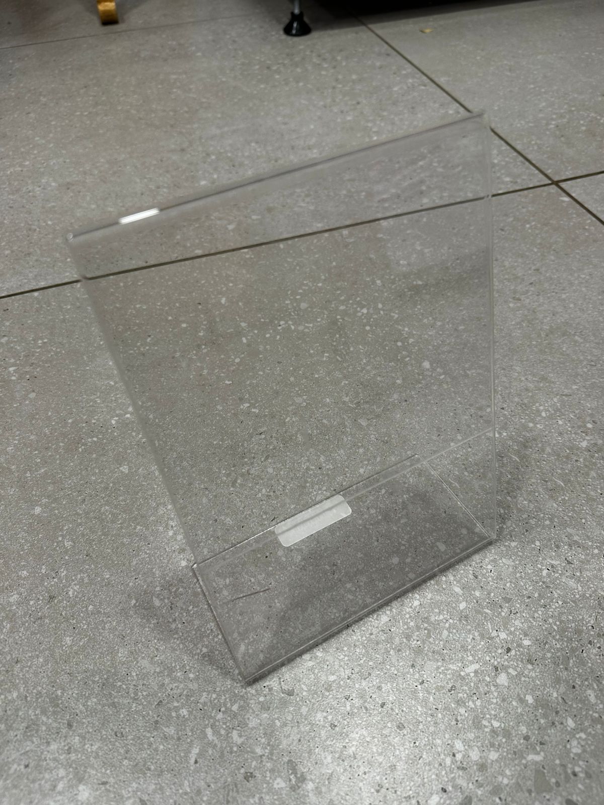 A5 Perspex stand DEMO (Slightly cracked)